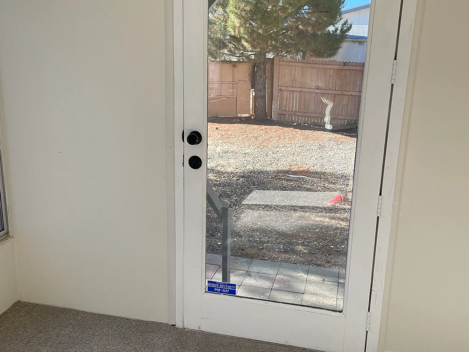 3 bed, 1180 sqft, $1,900 — Photo 3