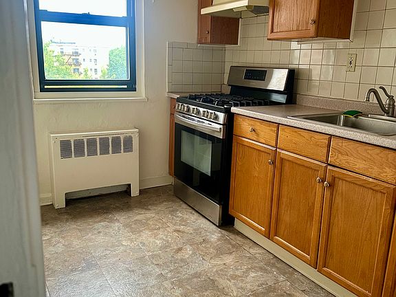 Bright kitchen
