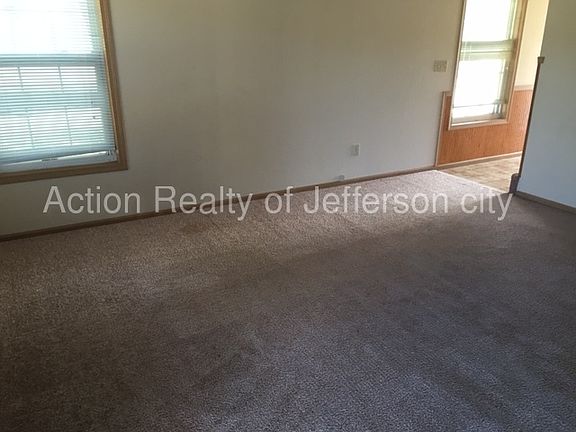 4th image of 1104 Charm Tree Ct