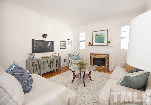 4th image of 915 Monmouth Ave