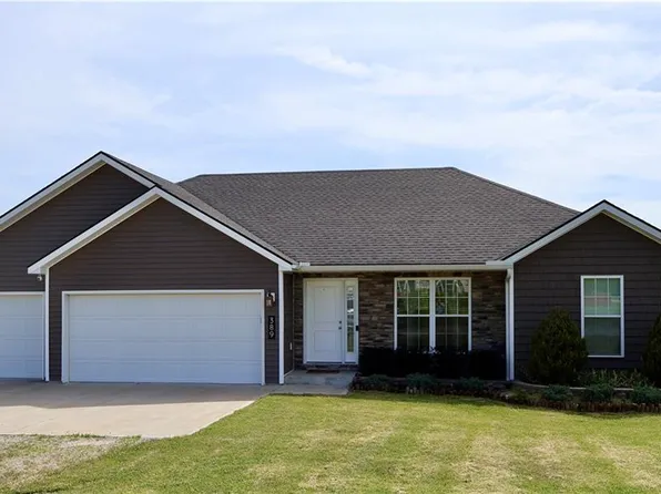 389 SE 981st, Knob Noster, MO 65336