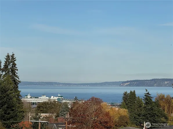 1024 5th Avenue S #A304, Edmonds, WA 98020