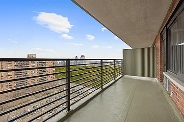 372 Central Park West #20N in Upper West Side, Manhattan