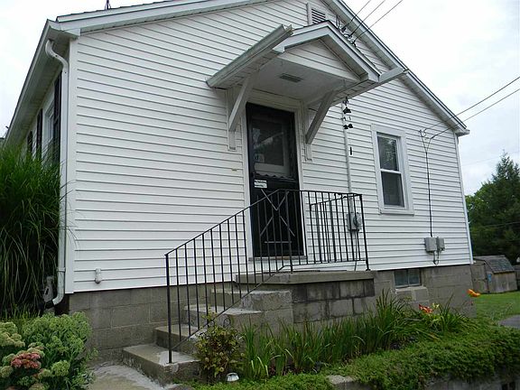 2nd image of 310 Garden Dr