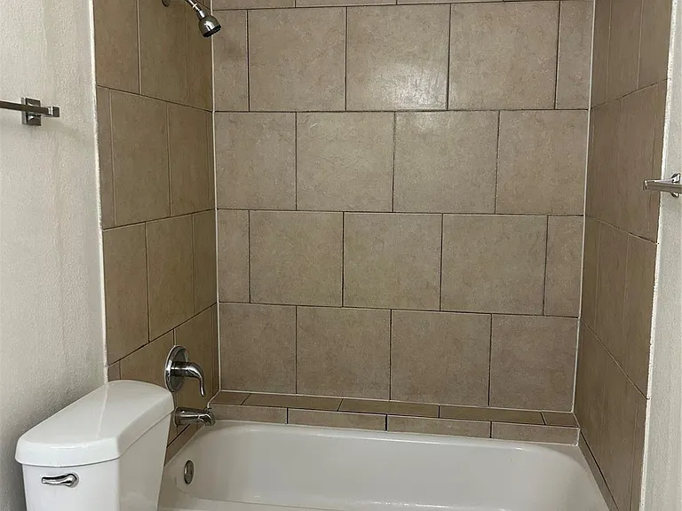 30443 Arborg Dr — Photo 14