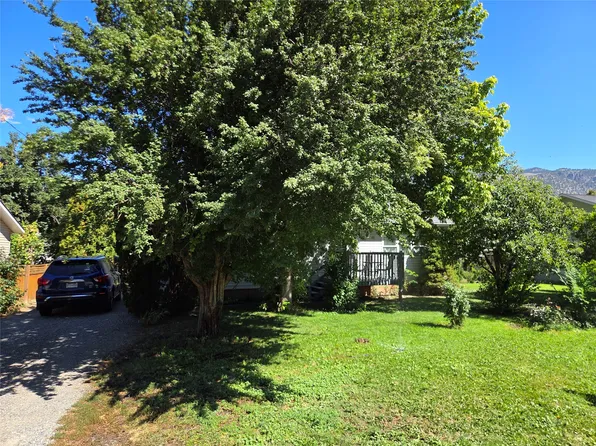 620 12th Ave, Keremeos, BC V0X 1N3