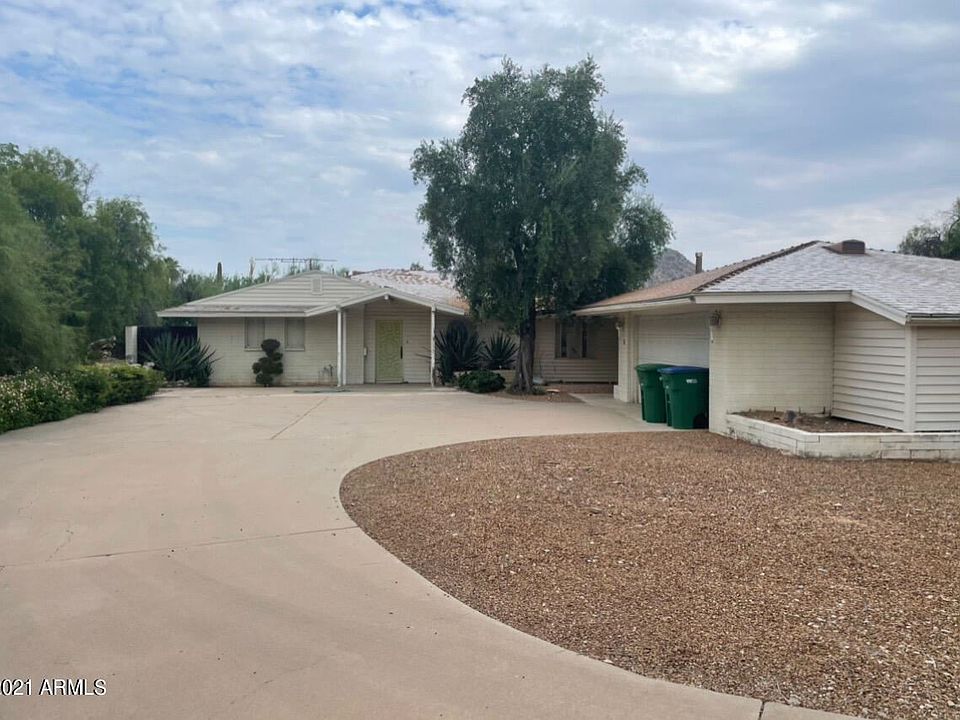 2nd image of 4438 E Lakeside Ln