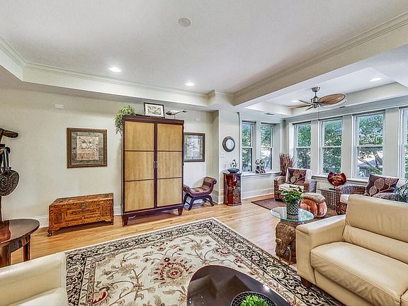 4th image of 1723 W Bryn Mawr Ave #2