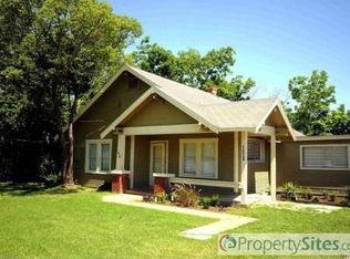 1620 Ursuline Ave, Bryan, TX 77803