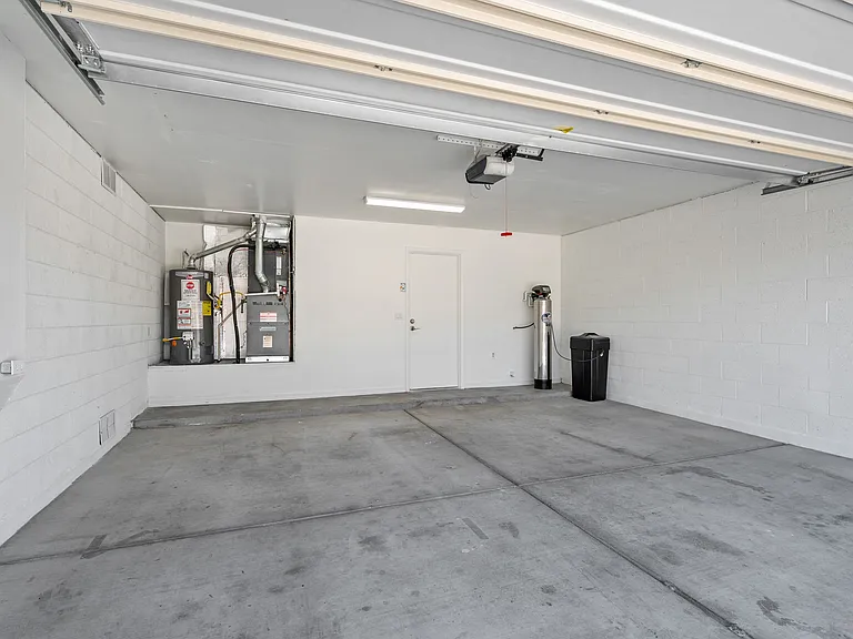 7929 N Supernova Dr — Photo 5