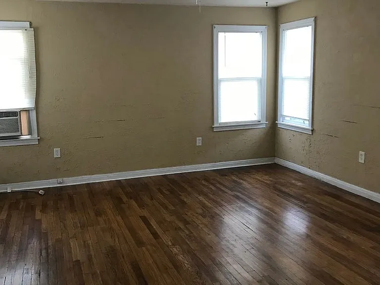 4205 S Tyler St — Photo 9