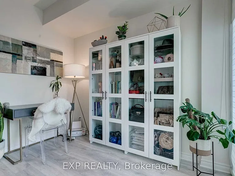 2522 Keele St #419 — Photo 9