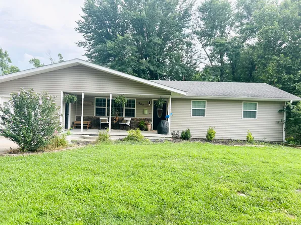 307 W Phelps, Pierce City, MO 65723