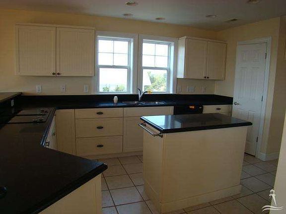 5th image of 2607 E Pelican Dr