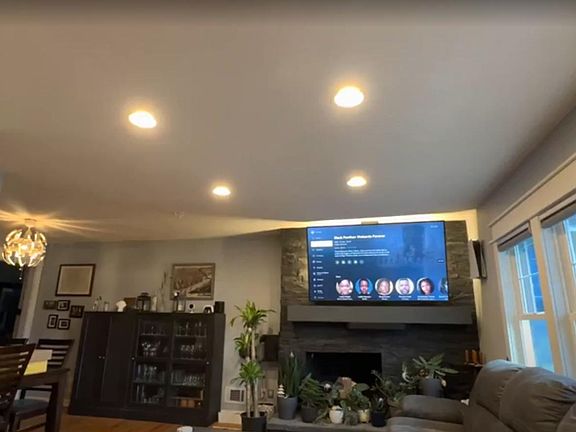 2nd image of 8404 Cherry St