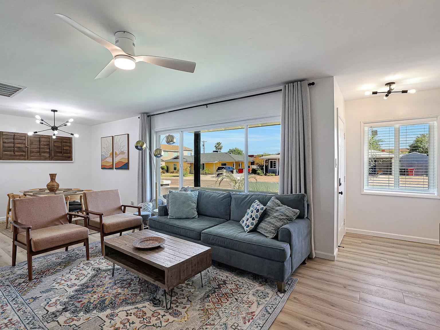 5 bed, 2100 sqft, $6,000 — Photo 4