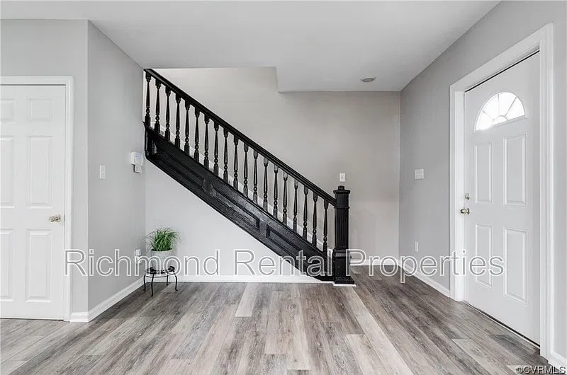 4 bed, 3.0 bath, 1800 sqft, $2,495 — Photo 4