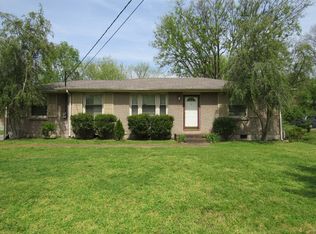 225 Jacksonian Dr, Hermitage, TN 37076