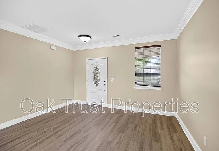 7018 Bellflower Ln — Photo 28