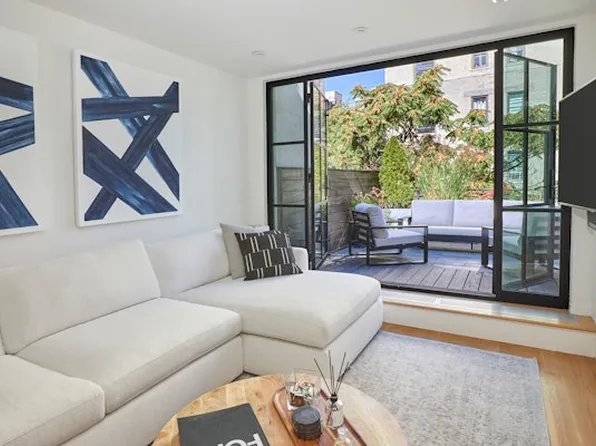 219 West 70th Street image 16 of 19