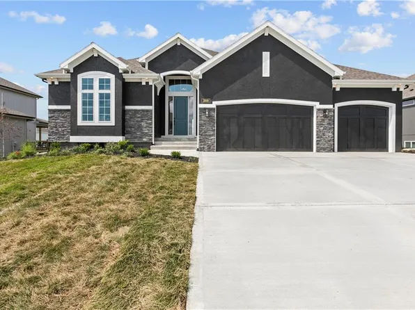 8311 NW 90th St, Kansas City, MO 64153