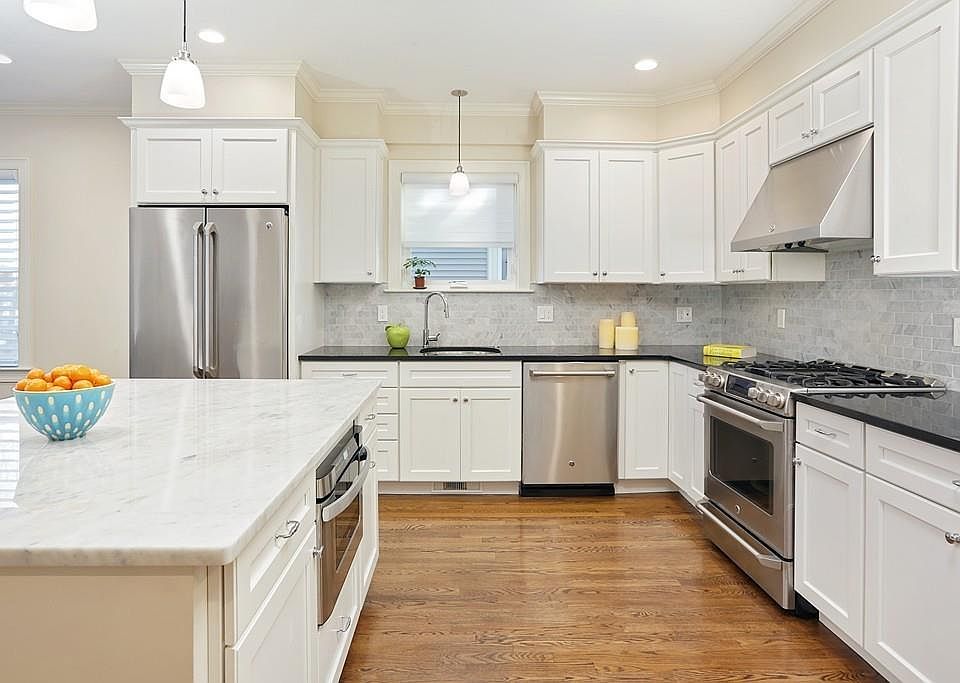 1st image of 114 Davis Ave #1