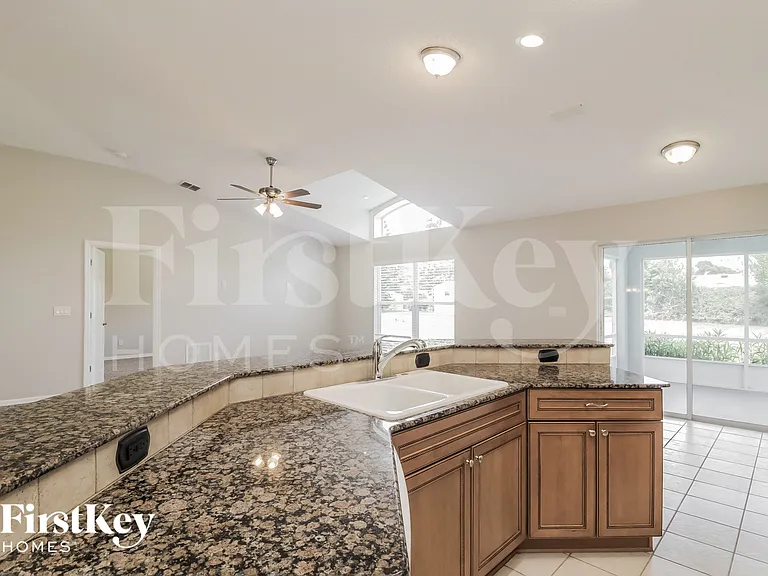 211 Oak Branch Dr — Photo 6