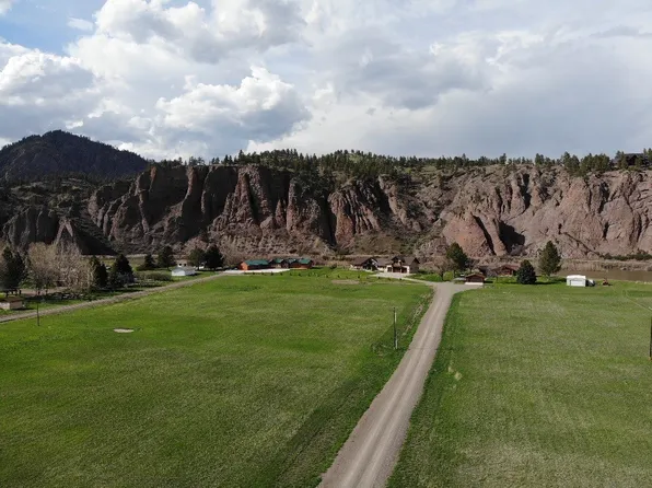 3 Meadow Ln, Cascade, MT 59421