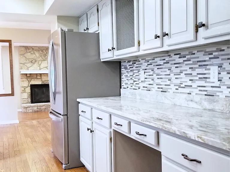 7203 Shady Nelms Dr — Photo 8