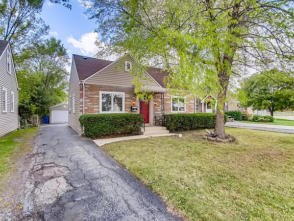 2nd image of 2734 Westbrook Dr
