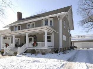 436 S Waiola Ave, La Grange, IL 60525