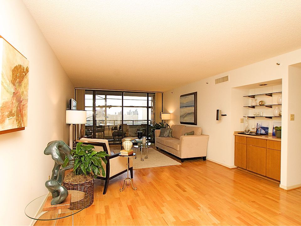 1st image of 101 Lombard St APT 502W