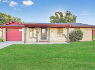 1512 Cindy St, Mangum, OK 73554