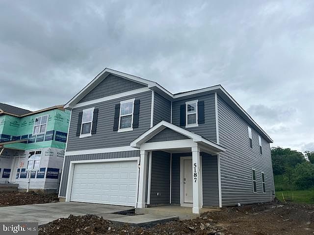 2nd image of 5187 Crooked Ln