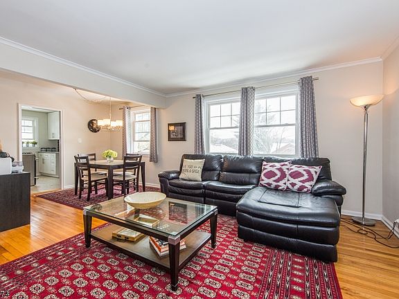 3rd image of 12 Green Acres Dr APT 43
