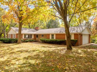 41W803 Town Hall Rd, Elburn, IL 60119