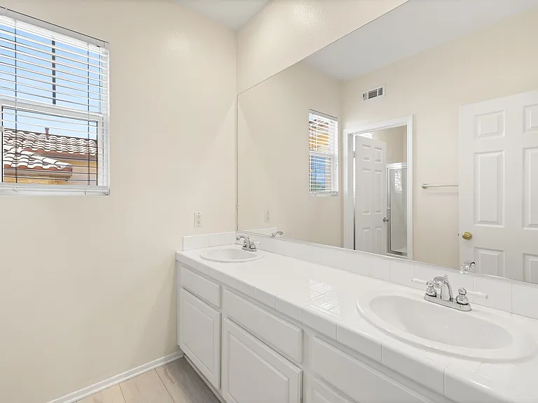 2636 Fallcreek Ct — Photo 5