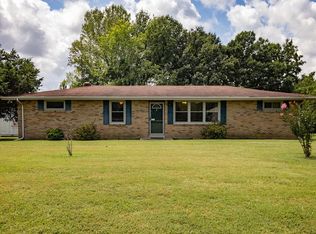 1152 Bandy Rd, Ashland City, TN 37015