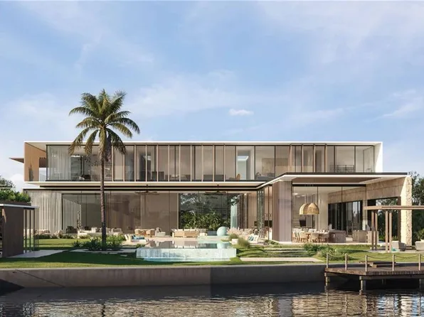 4521 Pine Tree Dr, Miami Beach, FL 33140