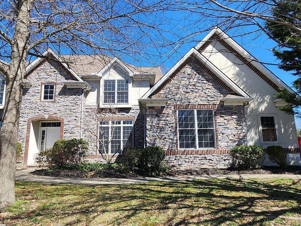 2717 Meadow Cross Way, York, PA 17402 Zillow