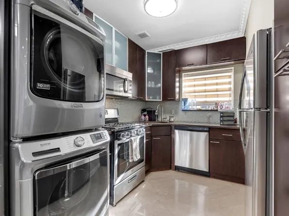 1980 East 8th Street image 30 of 31