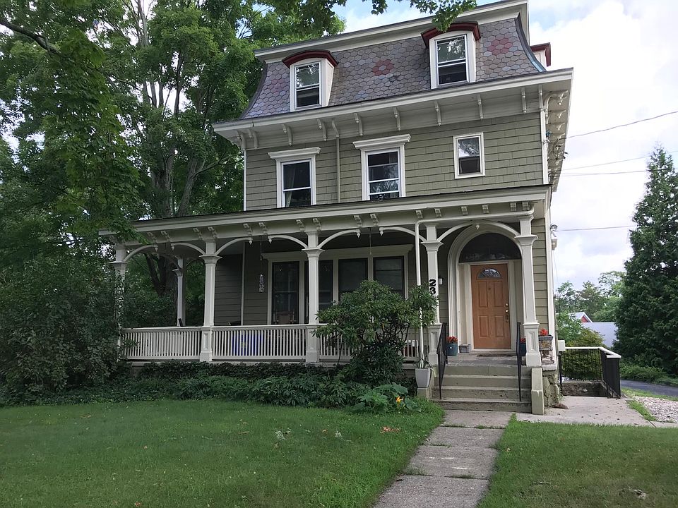Front of House/Apartments.