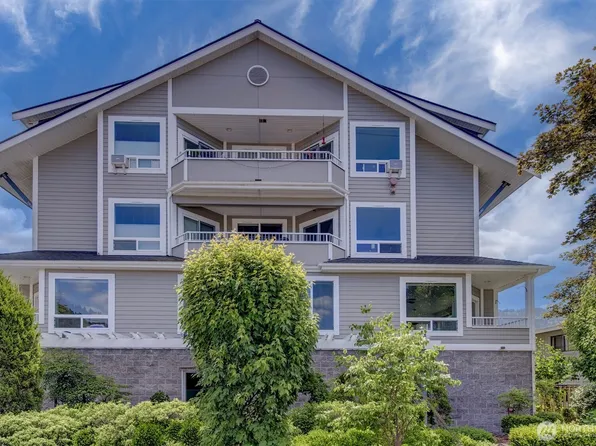 275 E Sunset Way #1A, Issaquah, WA 98027
