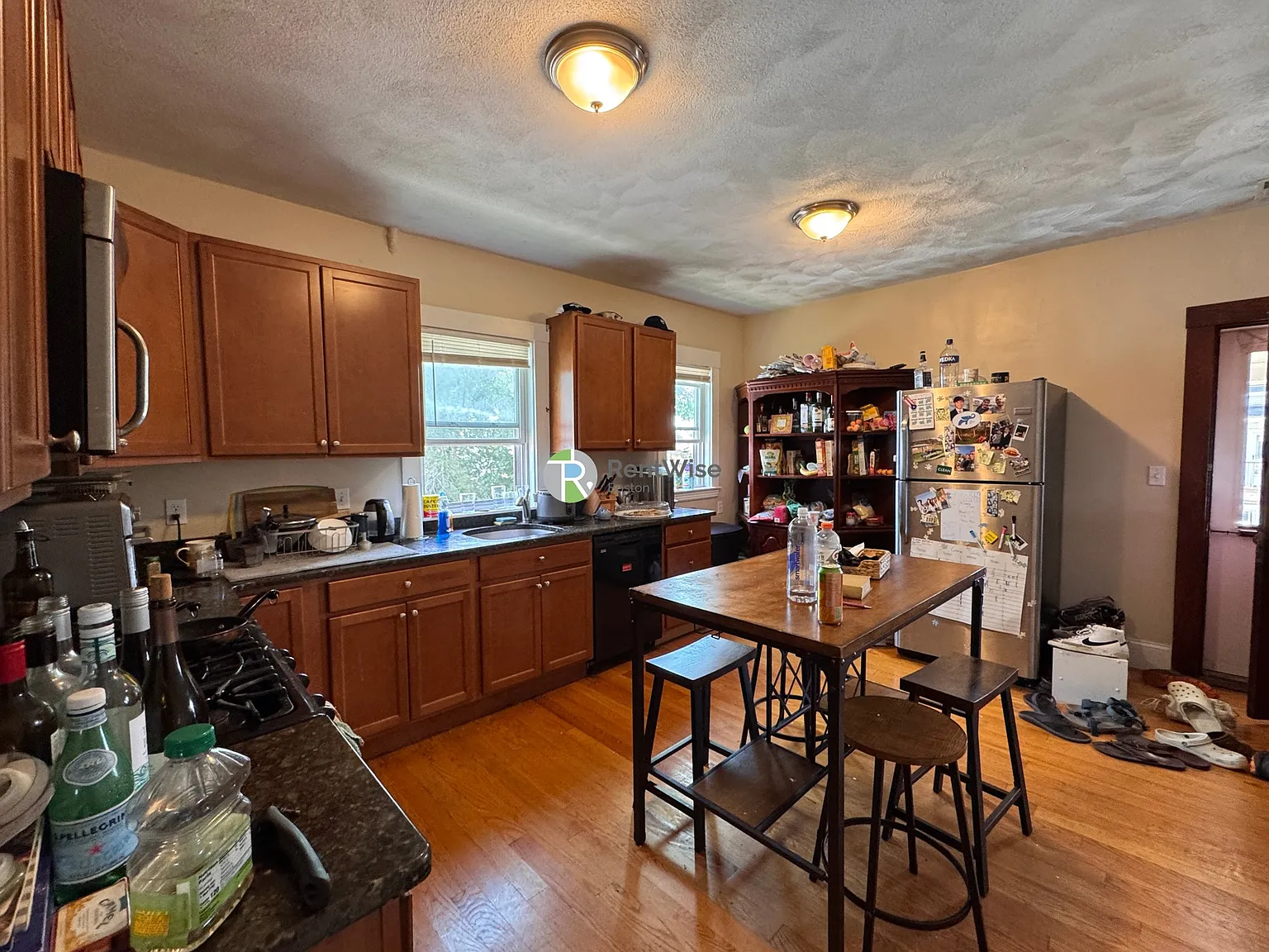 5 bed, 2.0 bath, $7,000 — Photo 4