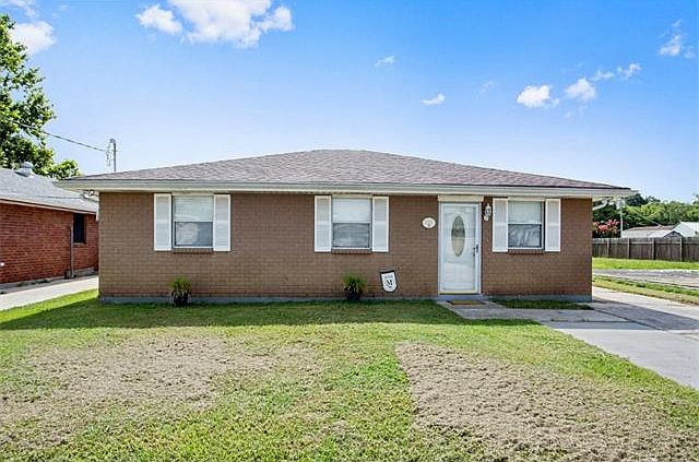 1st image of 2517 Torres Dr