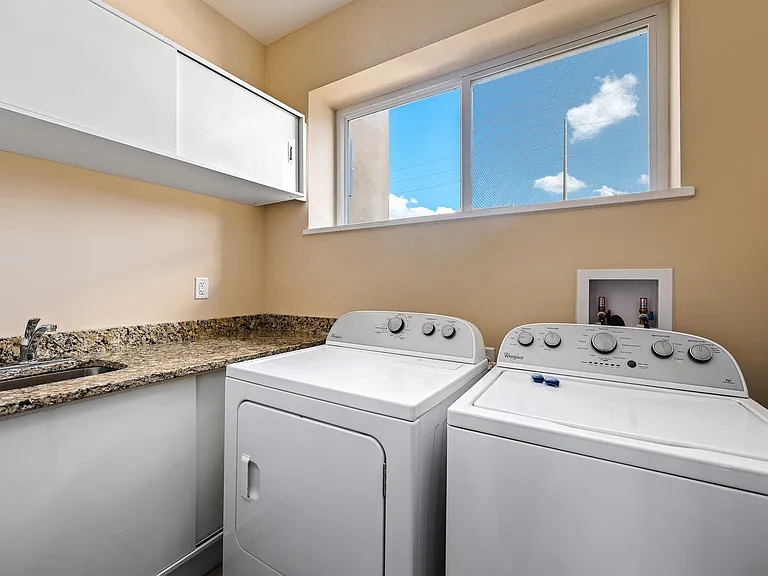 Washer/Dryer