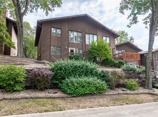 711 Millstream Pl APT 2, Decatur, IL 62521