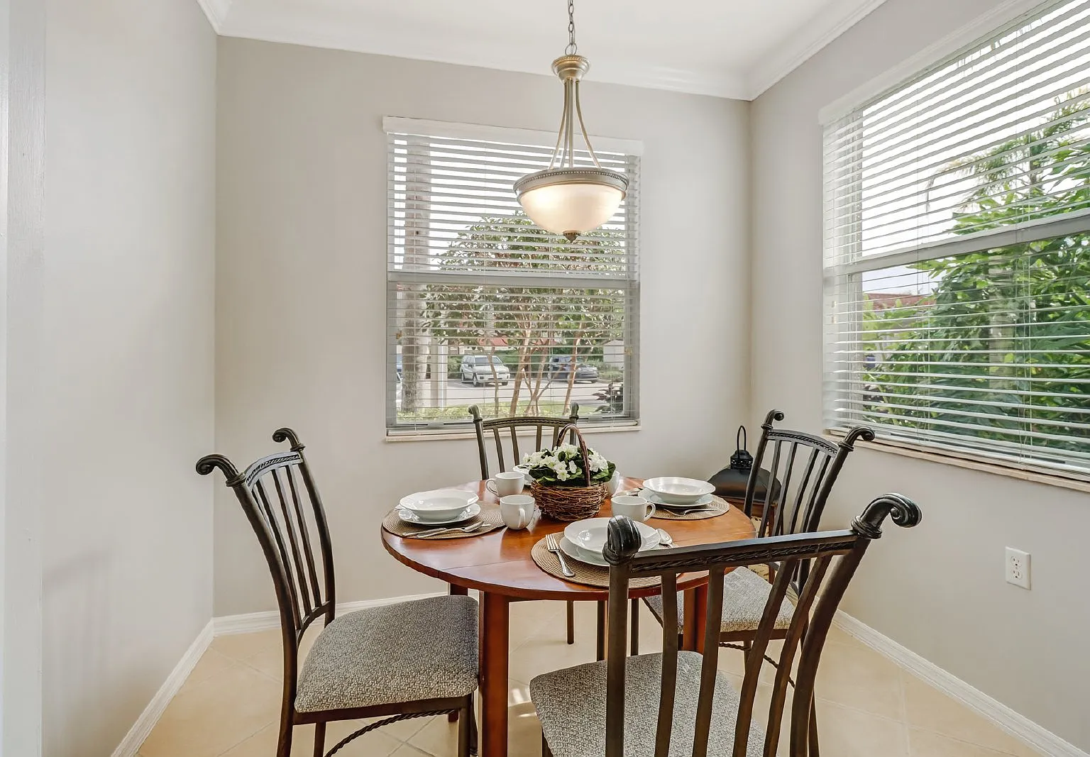 2 bed, 2.0 bath, 1500 sqft, $2,200 — Photo 4