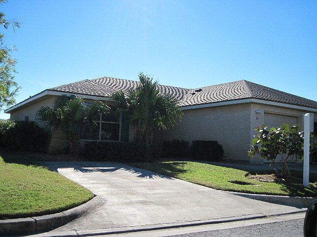 1st image of 13 Pinehurst Dr