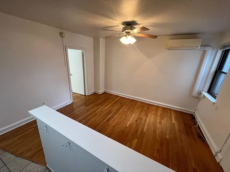 318 S 15th St #3F — Photo 9